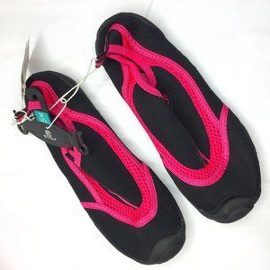 C9 Champion Geo Flo 2, Liane,  NWT girl's M (2/3) pink and black water shoes.